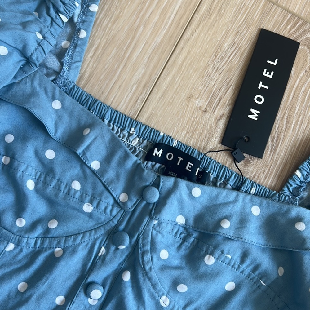 NEW Blue Motel Rocks Top - Picture 2 of 3